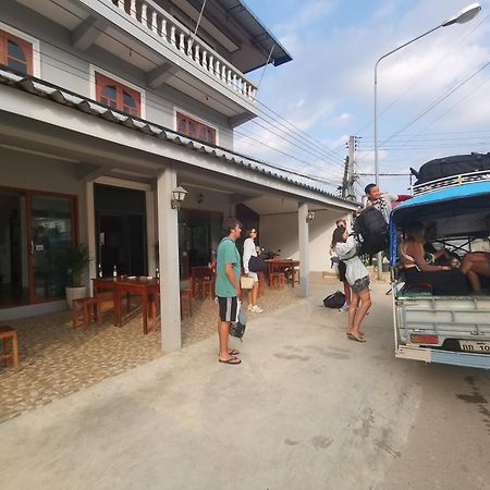 Manilath Guesthouse Ban Houayxay Exterior photo
