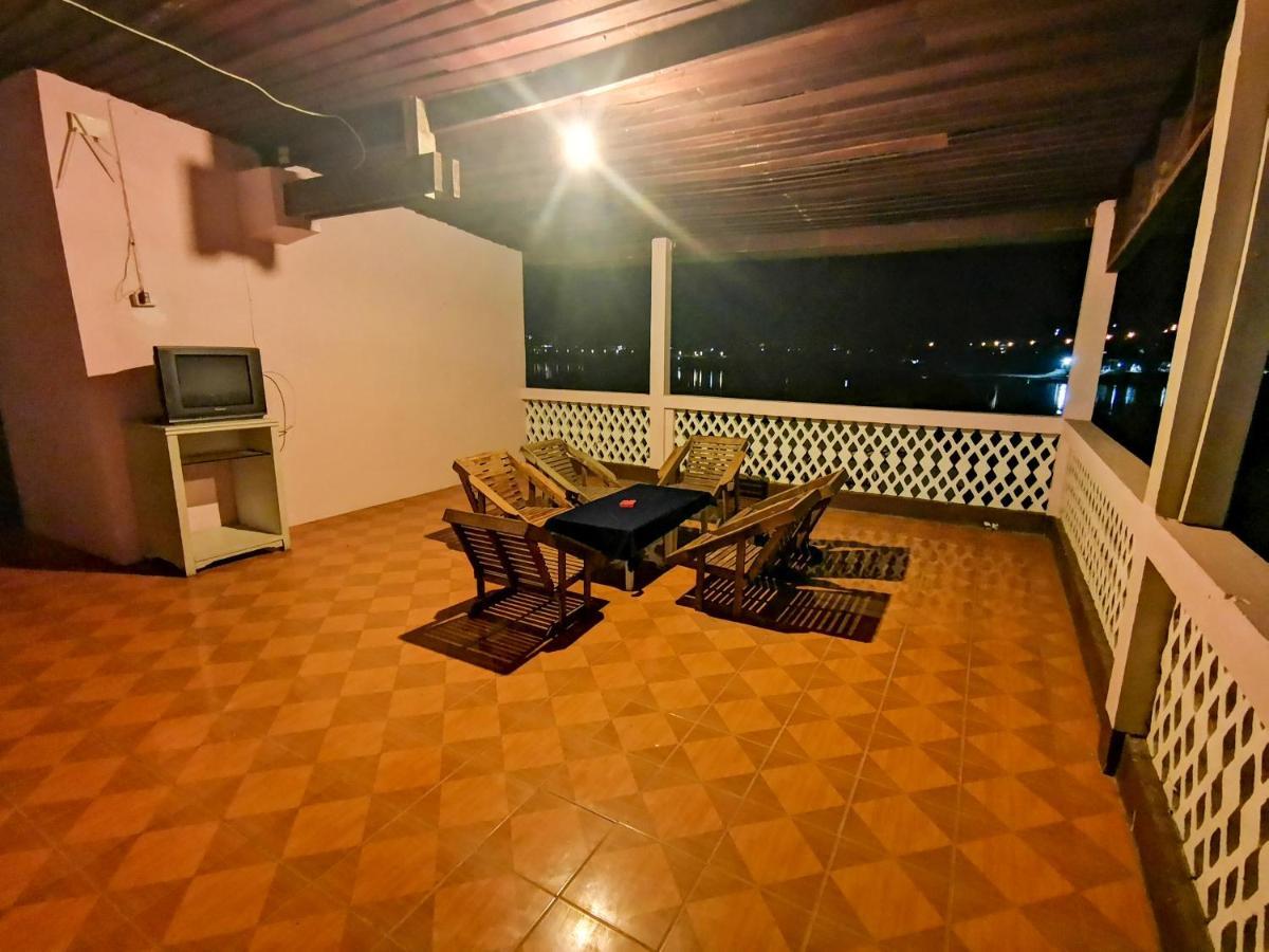 Manilath Guesthouse Ban Houayxay Exterior photo