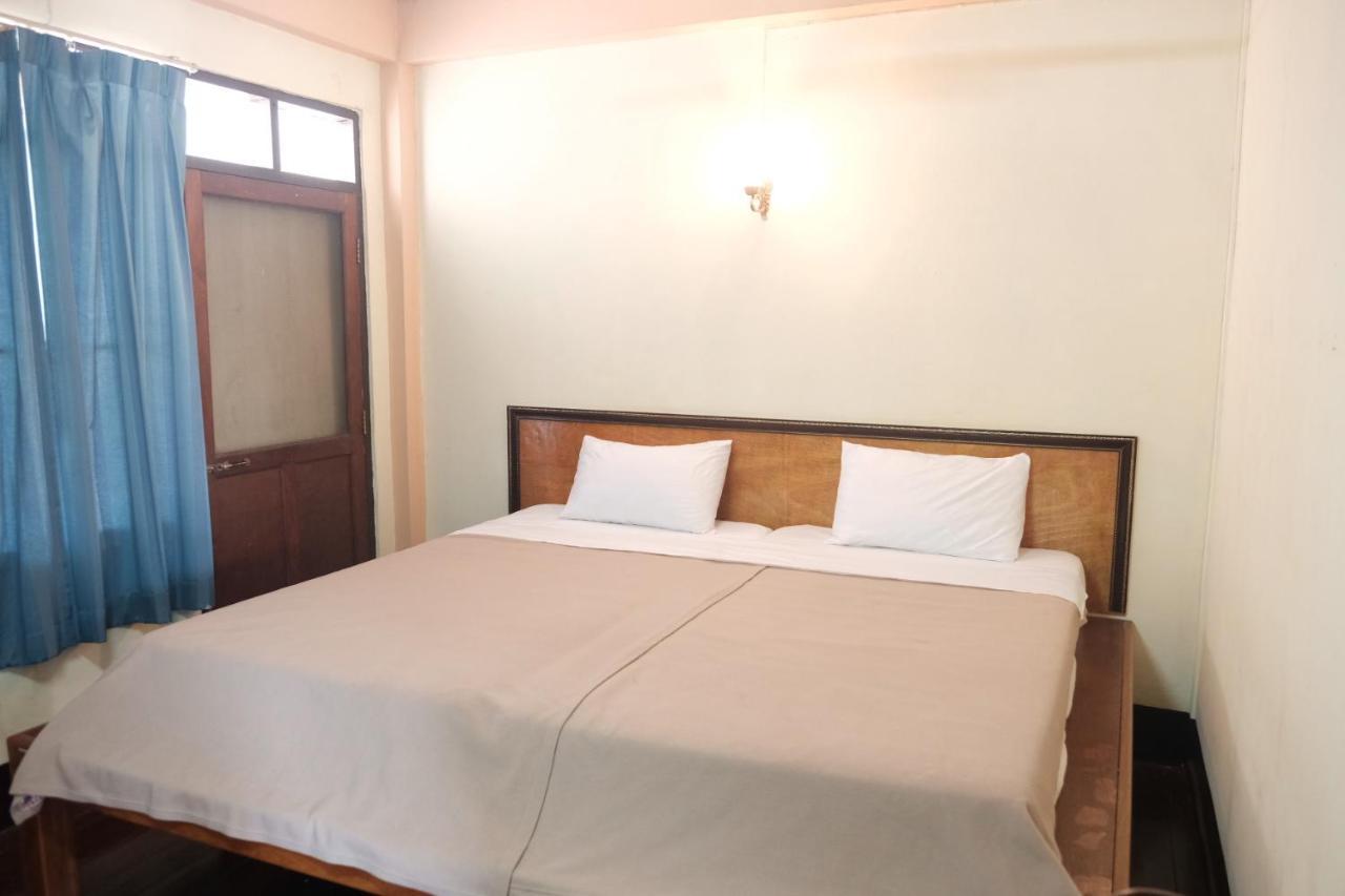 Manilath Guesthouse Ban Houayxay Room photo